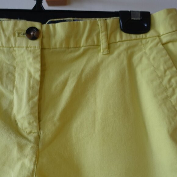 Boden  Women's citrus yellow chino shorts 6 8 - Picture 3 of 8